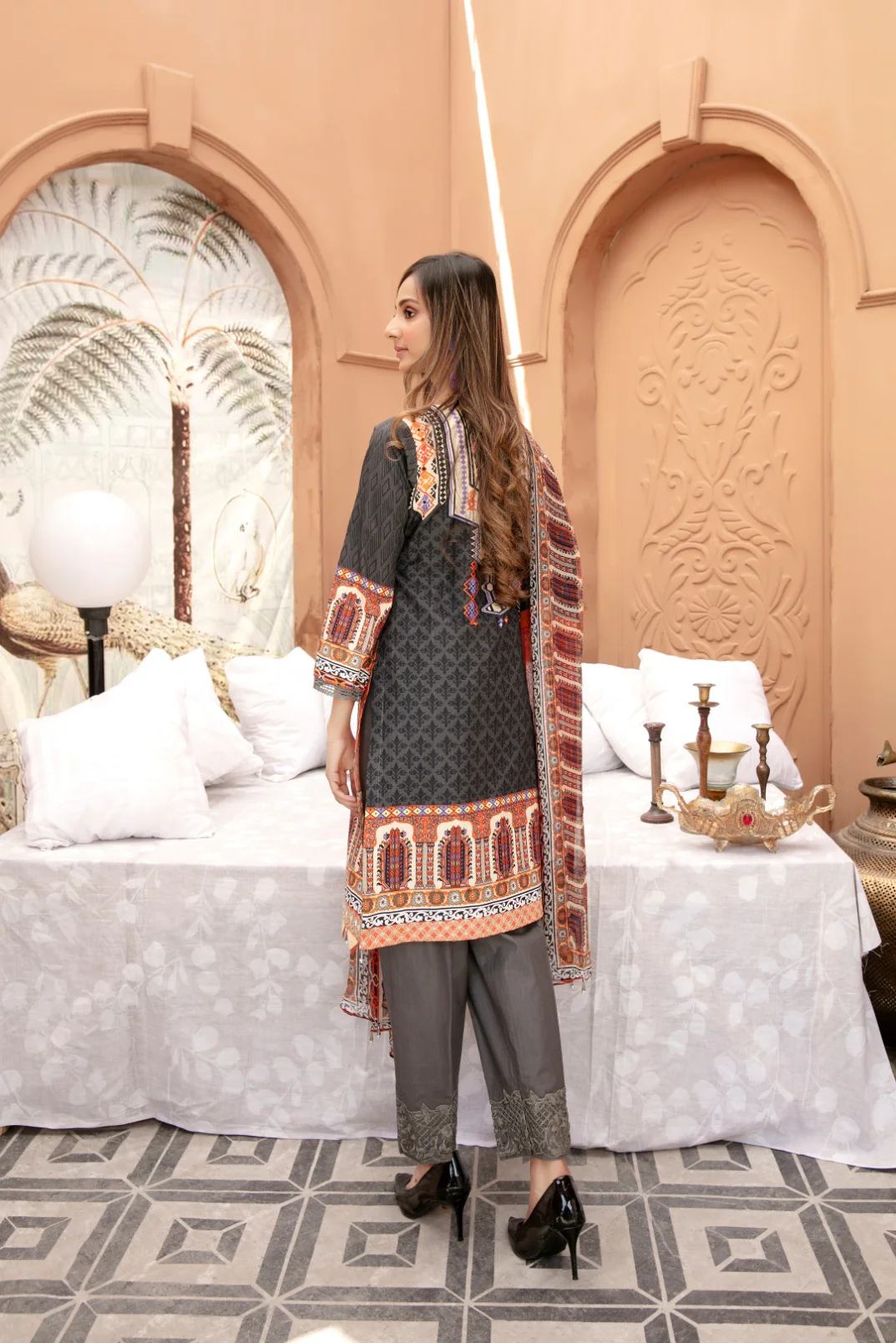 AL-293 Readymade Designer Lawn Suit - Image 5
