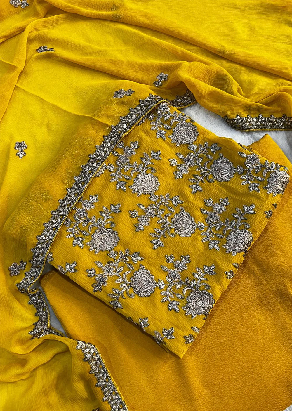 AMNDU-04 - Unstitched - Amna Net Suit 2025 - Image 10