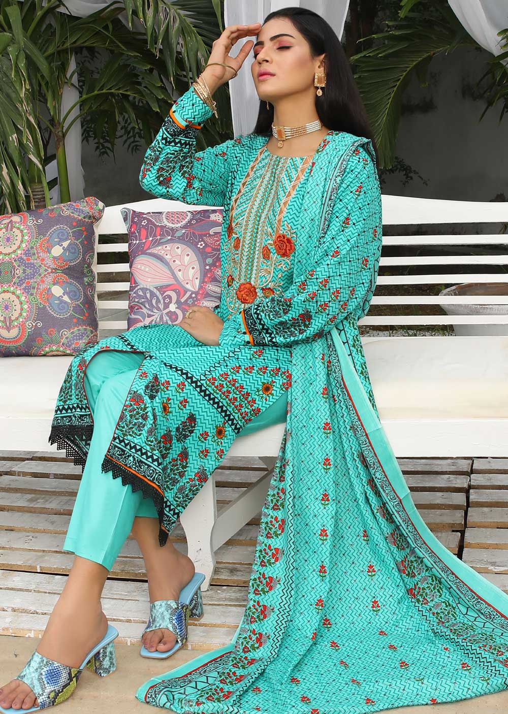 AMT39004-B Readymade Designer Suit 2022 - Image 3