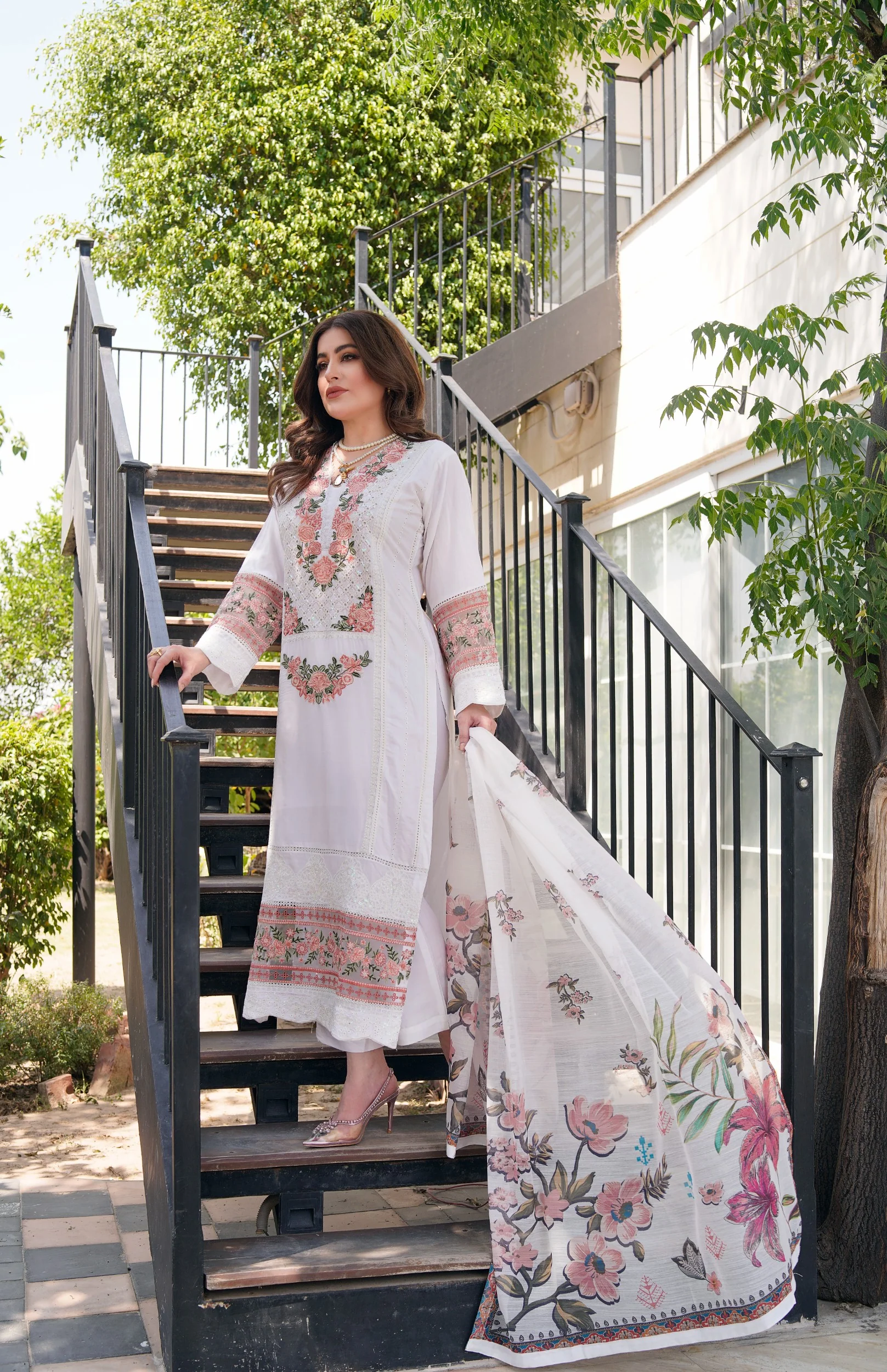 ATR1131- Sehrish B Lux Cotton - Image 11