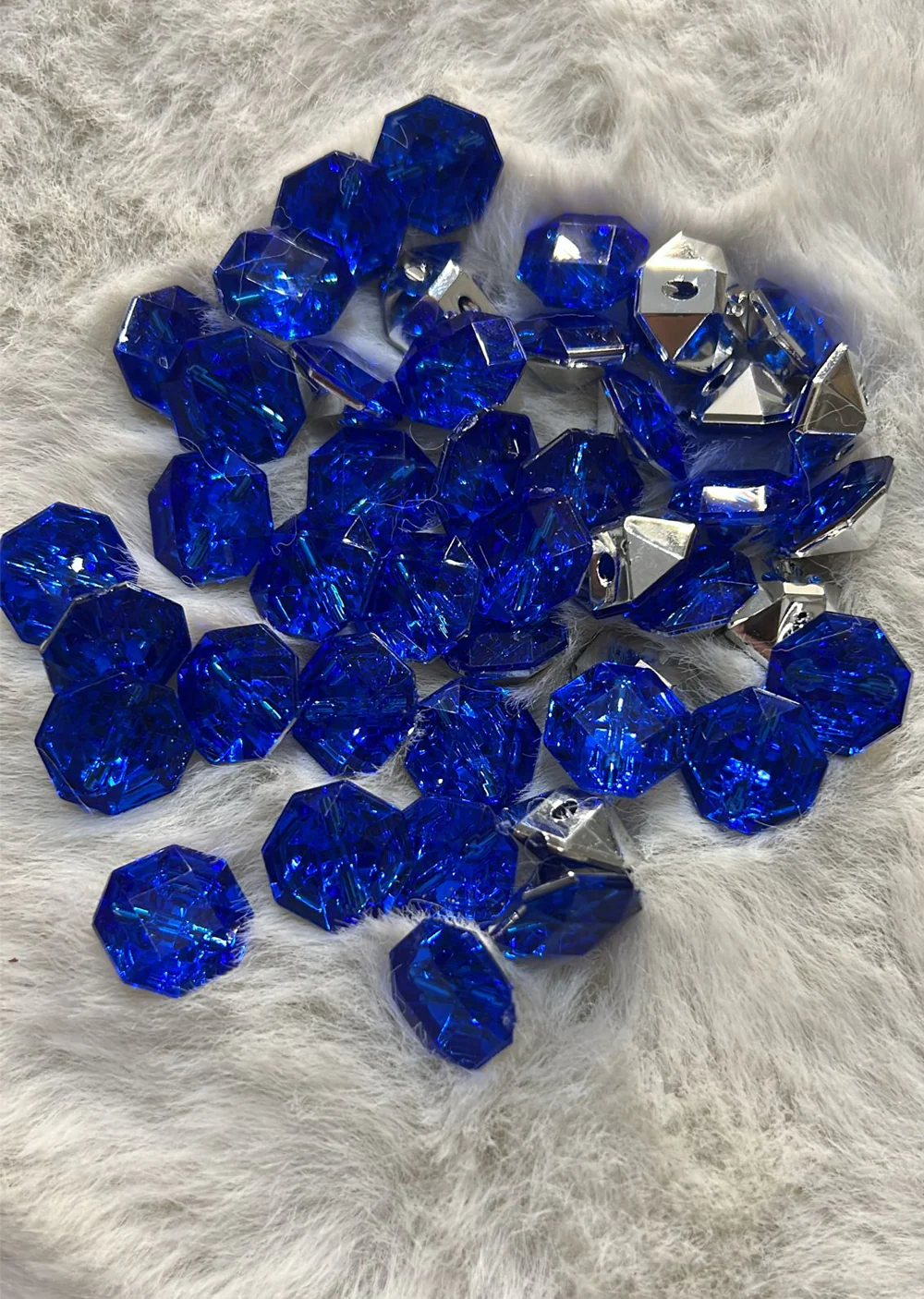 BD-28 - 4 x Beads - Pakistani Indian ethnic Beads