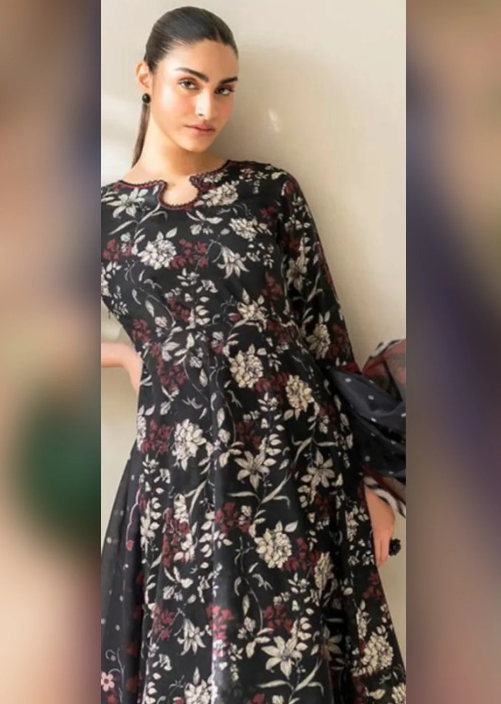 BTMR-05 - Black - Baroque Inspired Dhanak Suit 2025 - Image 2