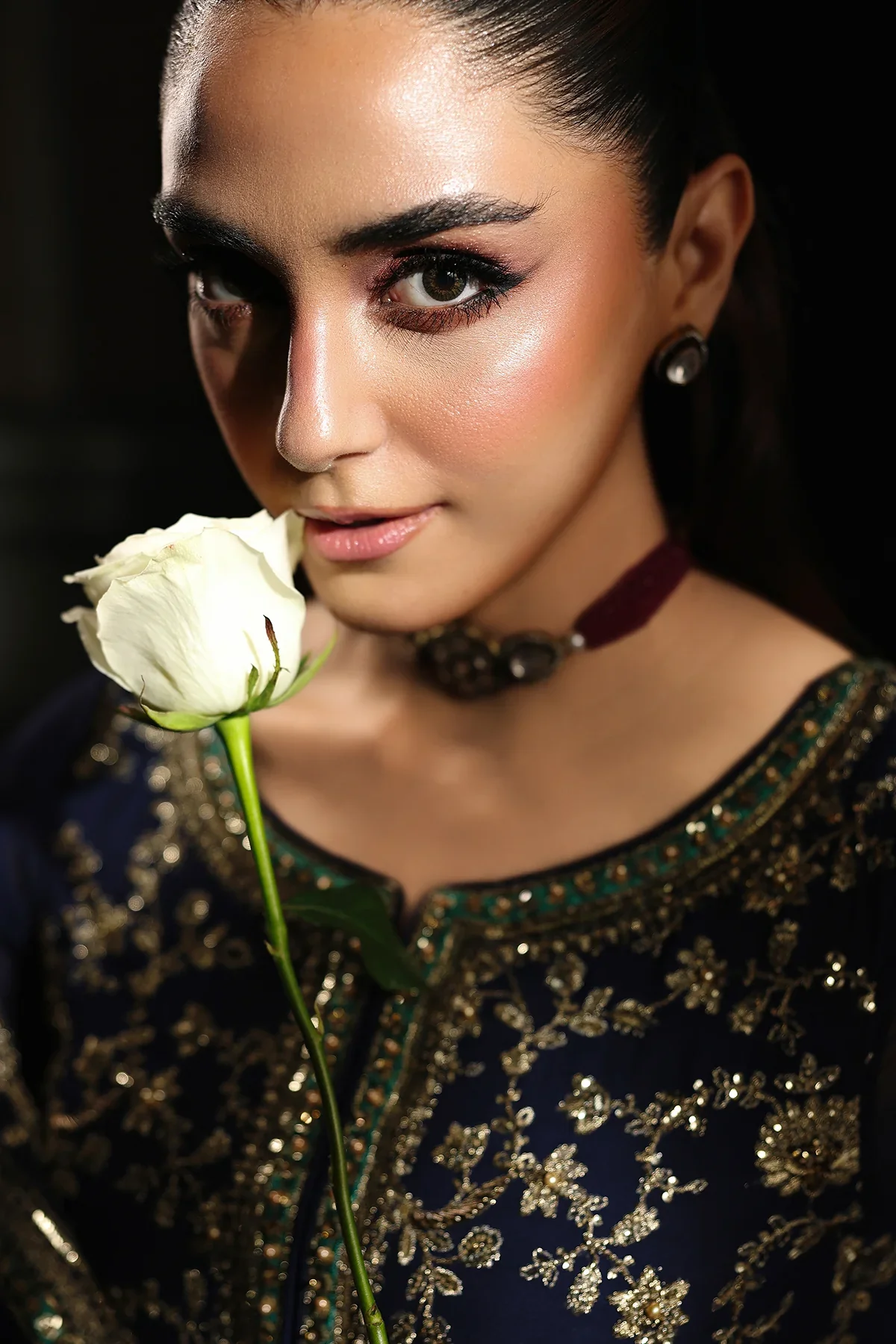 DJW5-01- 4-PC Charizma Unstitched Luxury Collection 2025 - Image 4