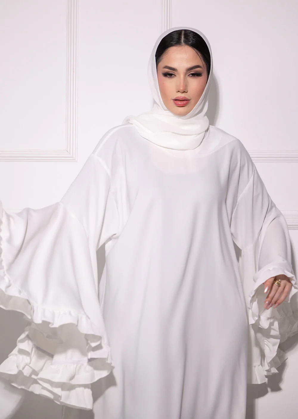 DSL-206 Zanti - White Abaya - Image 5