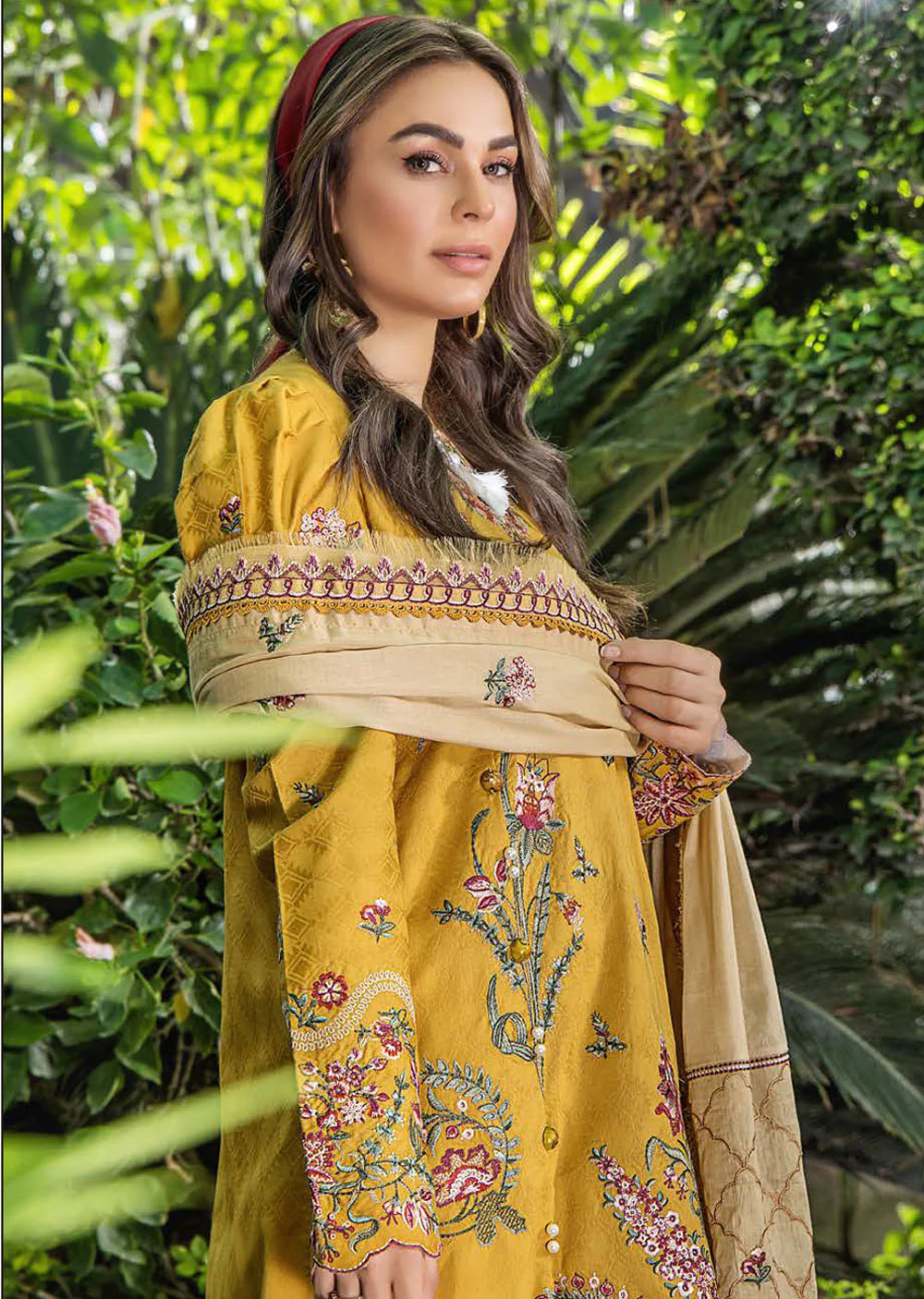 EA-LL-514-R - Readymade - Luxury Lawn Embroidered Collection 2024 - Image 2