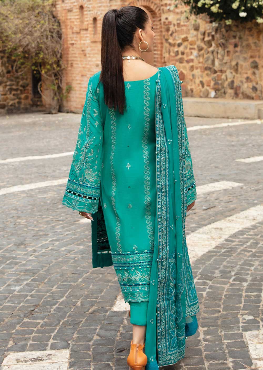 GLV-2408-R - Ciana - Readymade - Gulaal Luxury Lawn Collection 2024 - Image 2