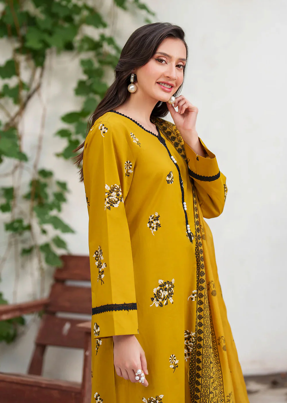 GRT-19 - Kehkashan  - Readymade 3 Piece Cotton Suit - Image 2