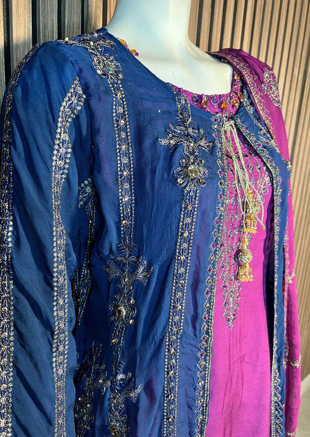 H-1218 Jacket Style Chiffon Suit - Image 2