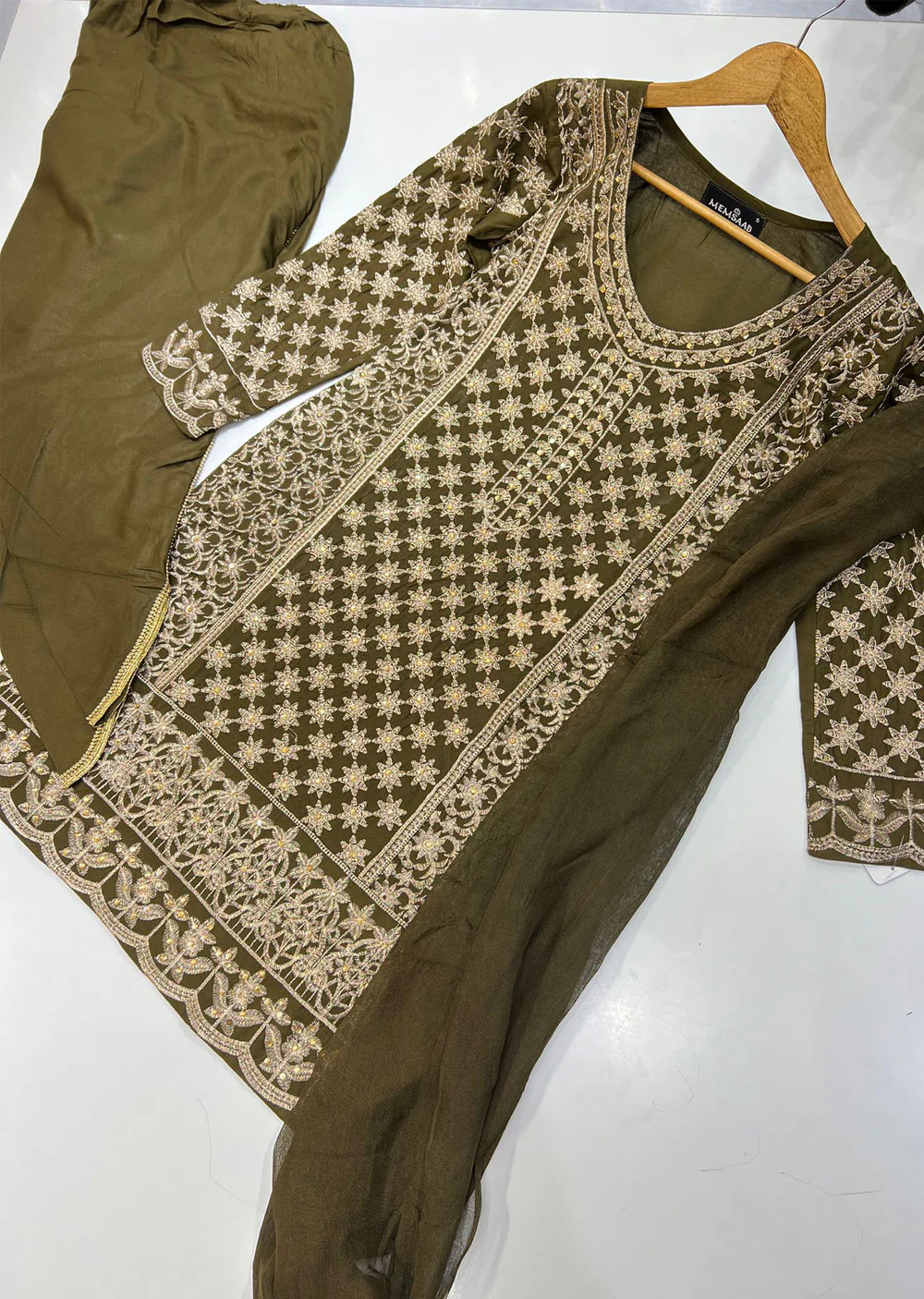 HK134 Olive Readymade Tulip Linen Suit - Image 3