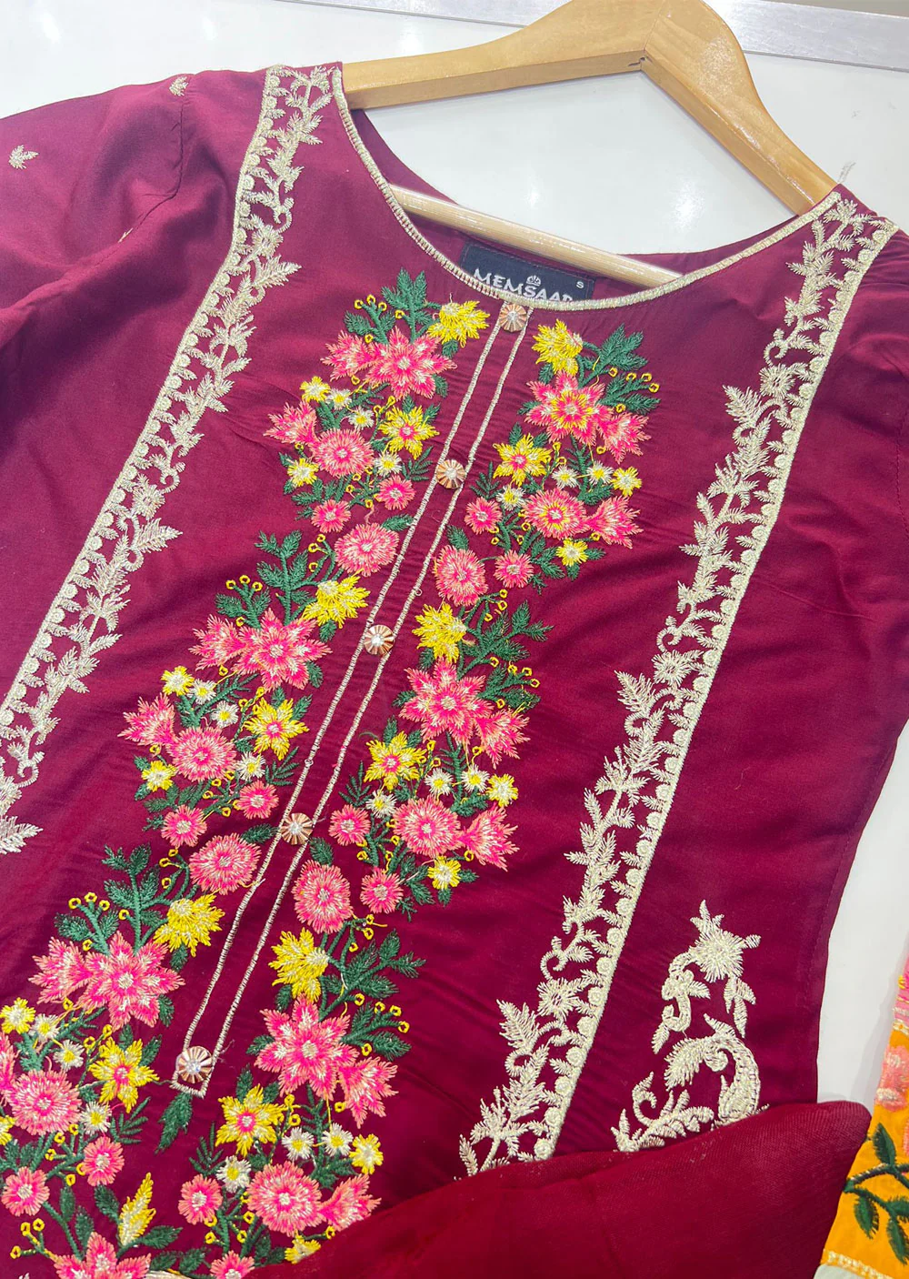 HK150 Rohnak Maroon Readymade Linen Suit - Image 6