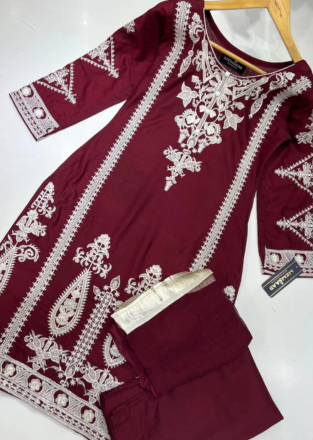HK156 Lazza - Readymade Maroon Linen Suit - Image 3