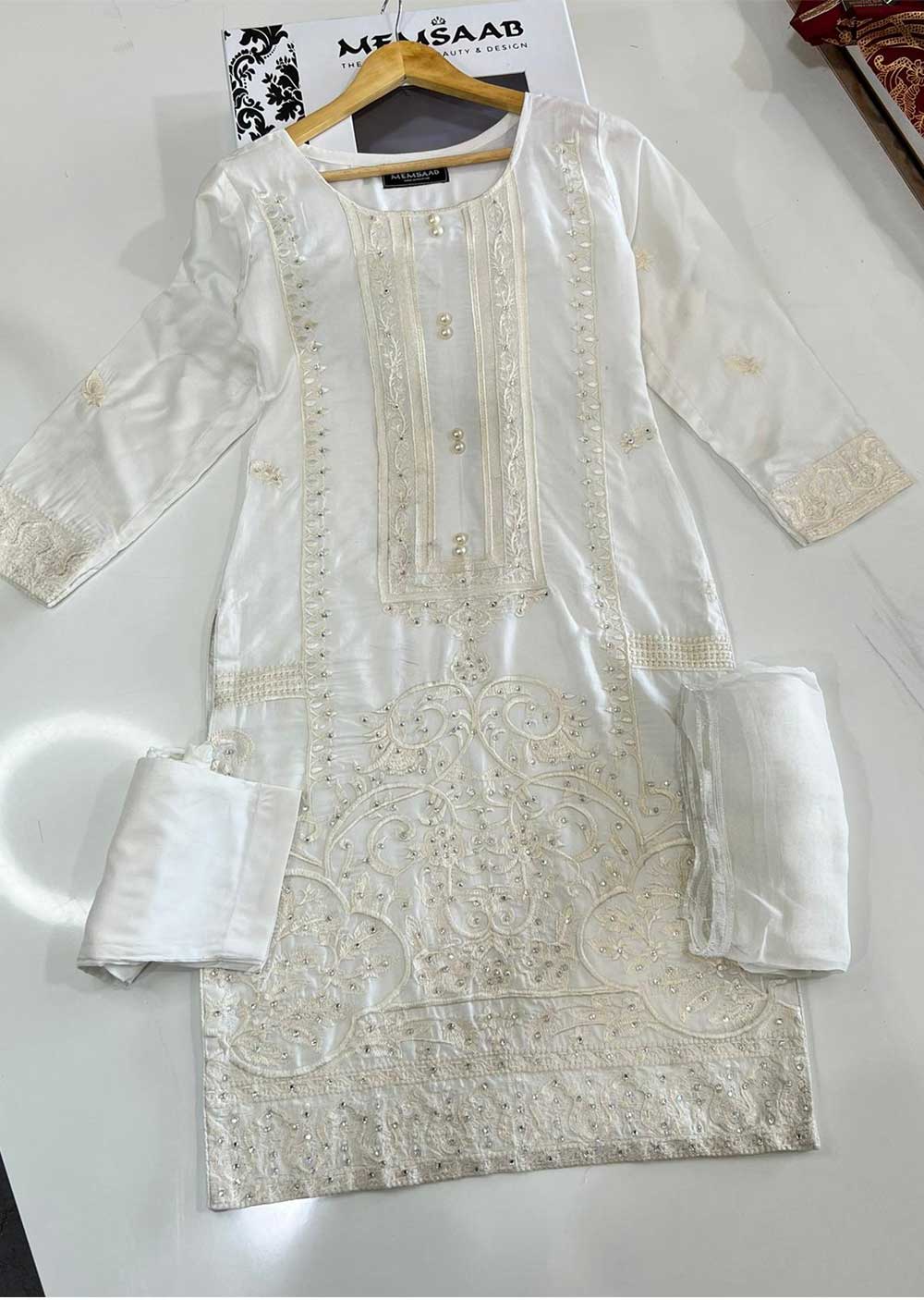 HK205 Abeer Readymade White Linen Suit - Image 4