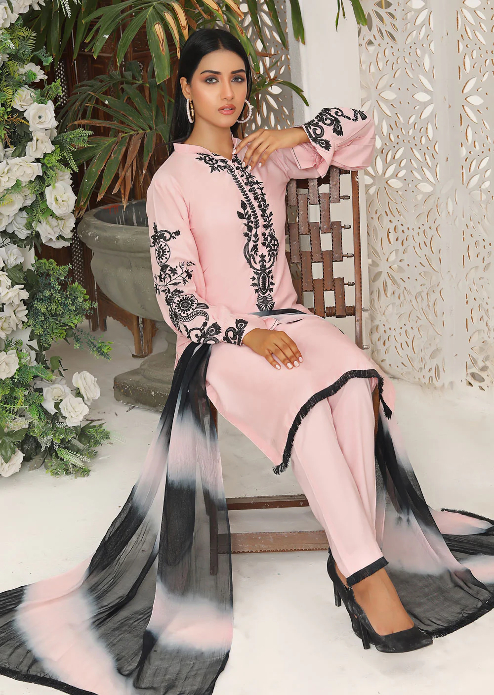 HK212 Lameez Readymade Pink Linen Suit - Image 2