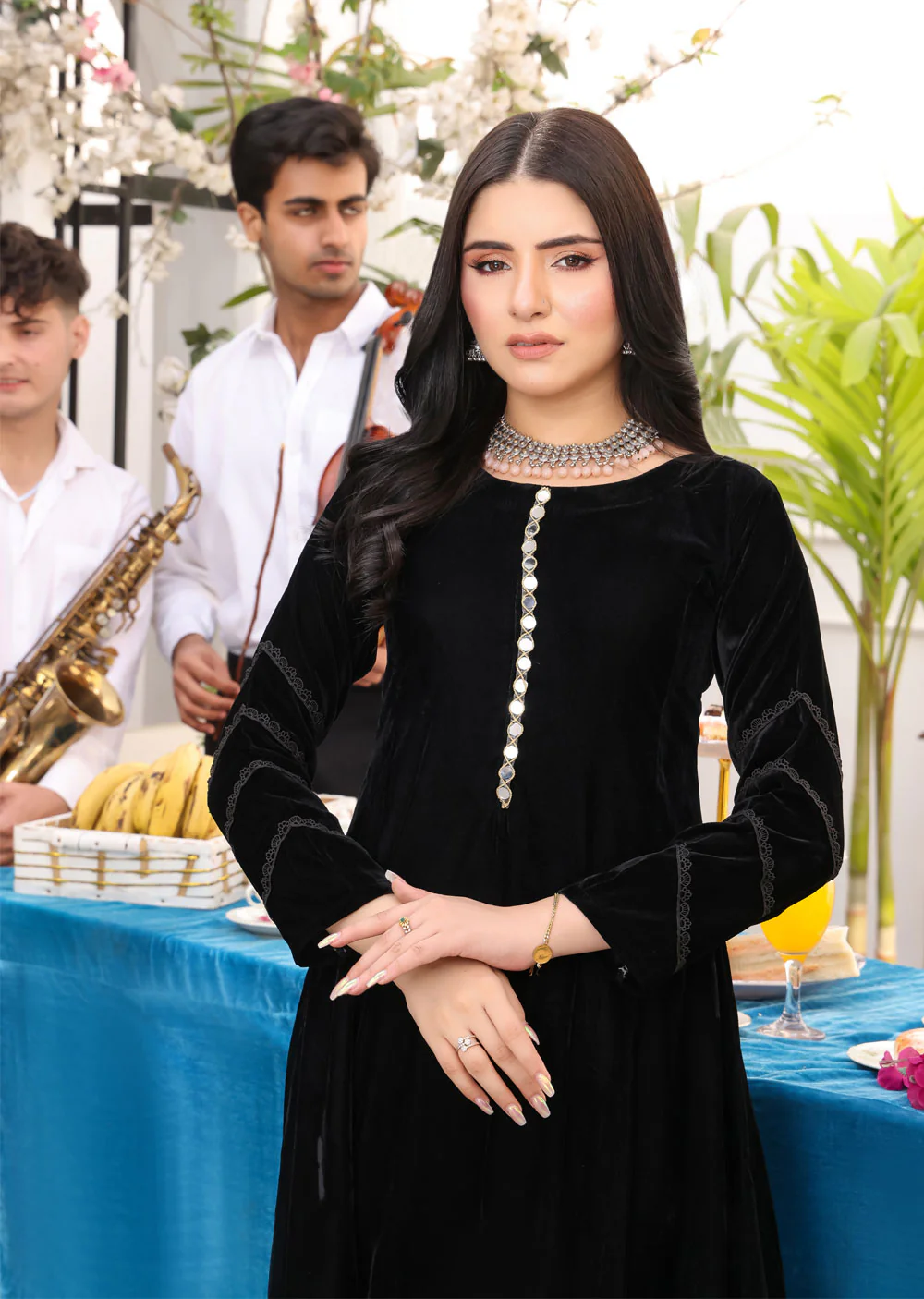 HK229 Vivar - Black Readymade 2 Piece Velvet Maxi - Image 3