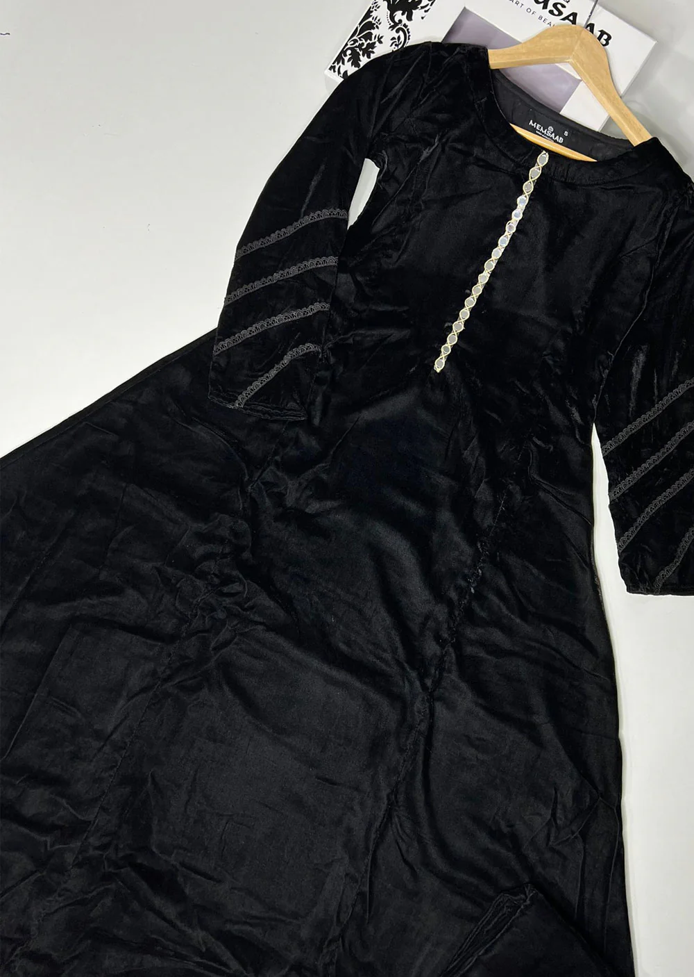 HK229 Vivar - Black Readymade 2 Piece Velvet Maxi - Image 4