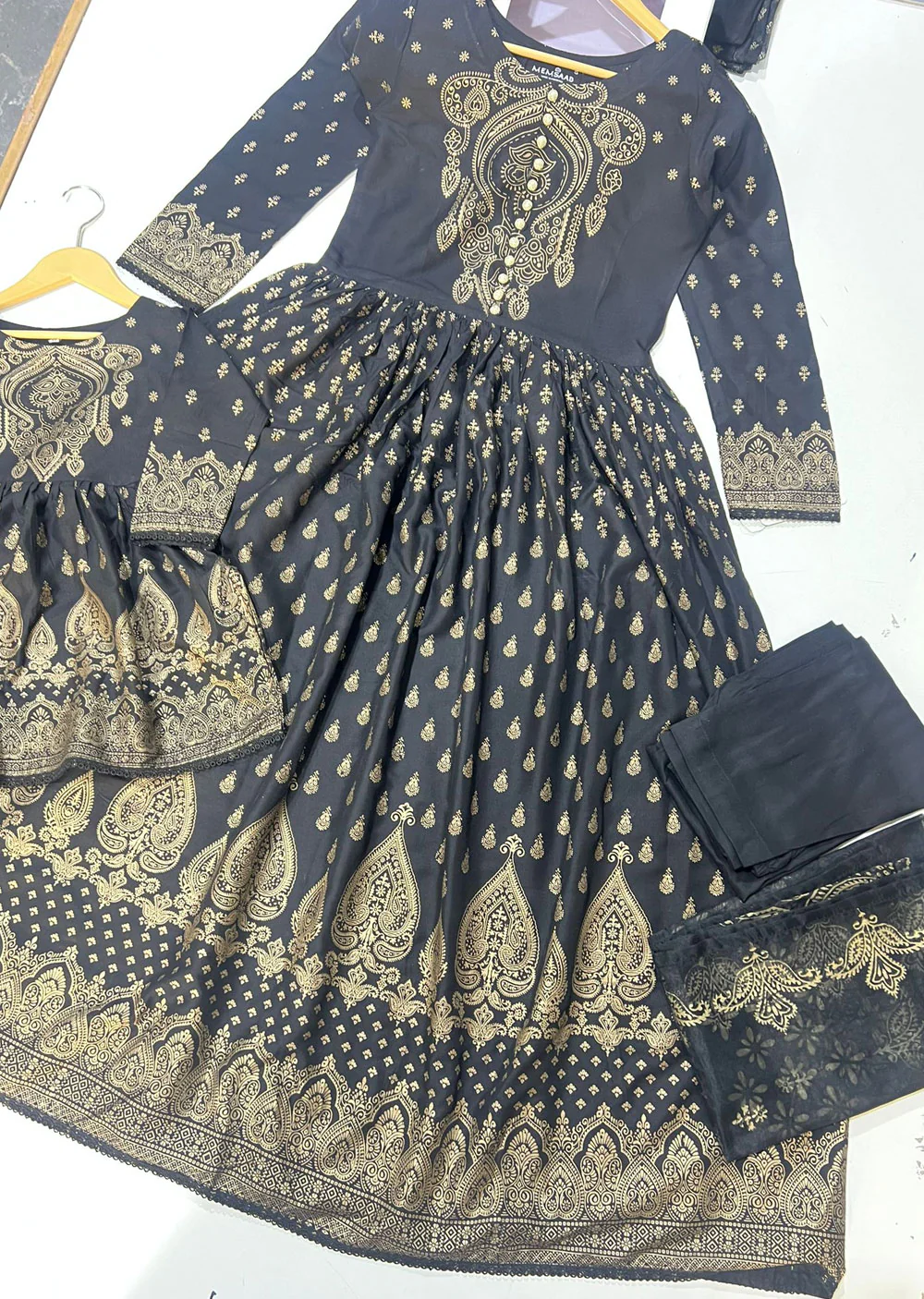 HK245 Gavinchi - Readymade Mother & Daughter Dress - Image 18