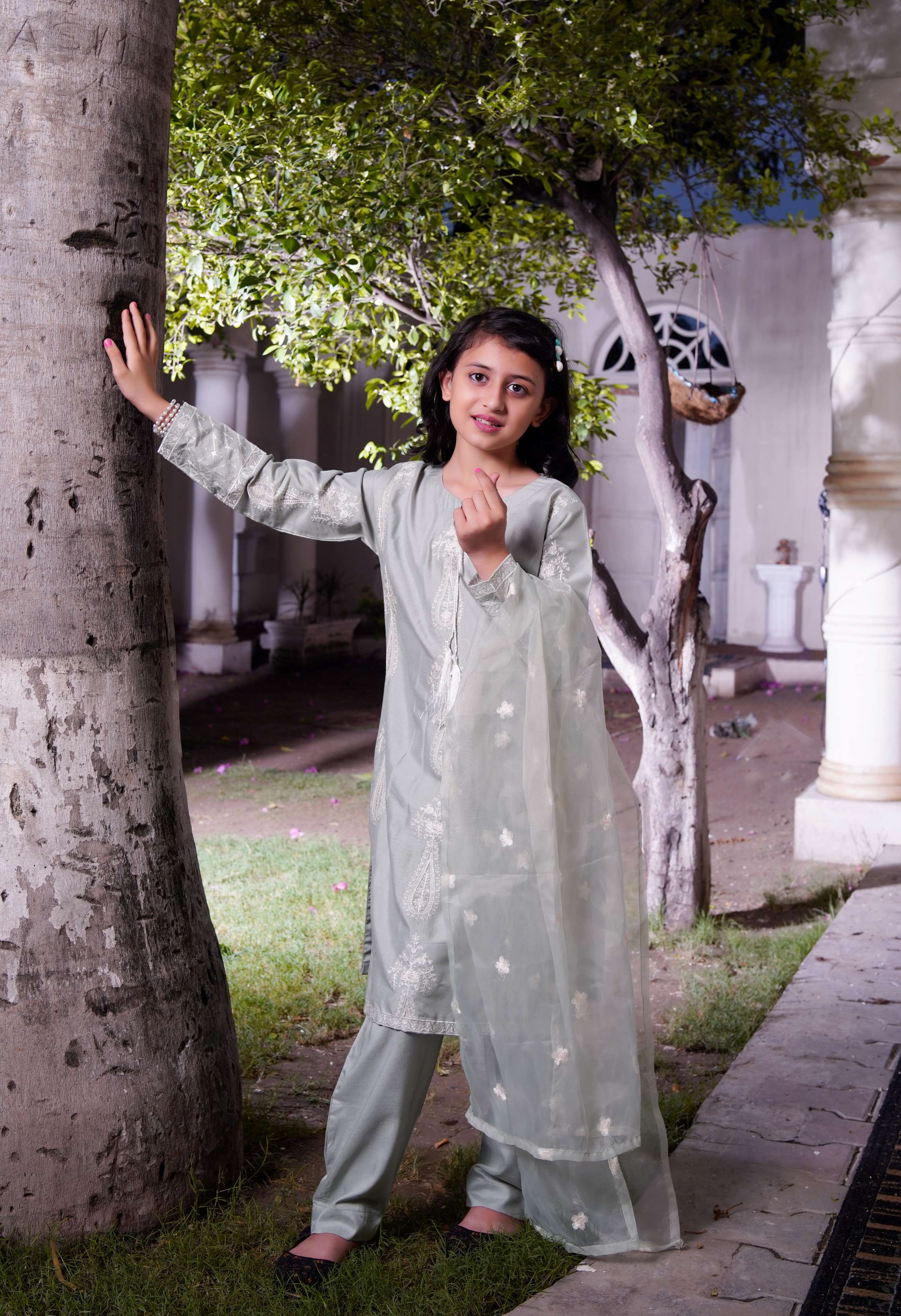 HK299 - Green - Readymade - Mummy n Me Linen Outfit 2025 - Image 10