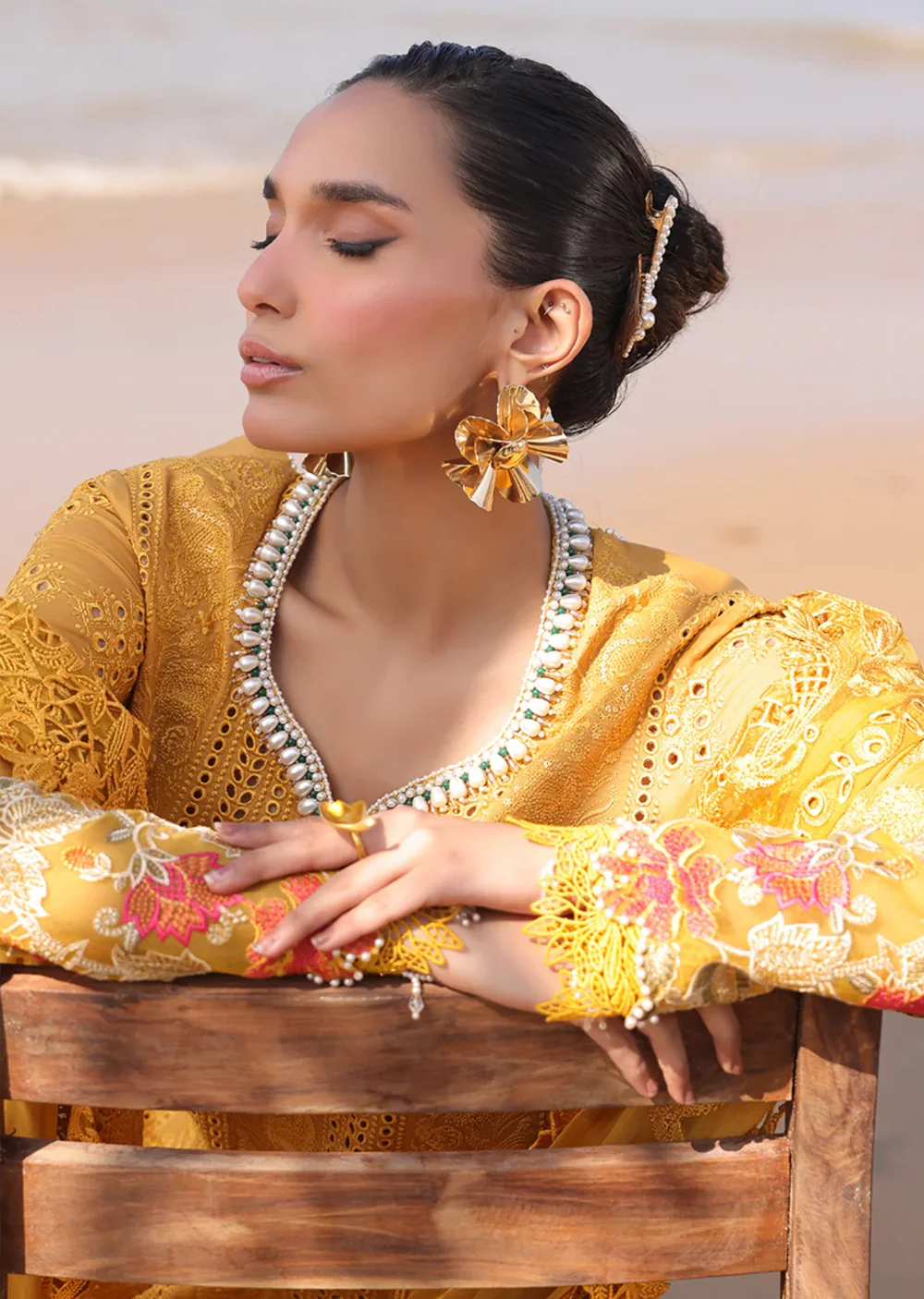 HNA-78 - Havia - Hania Luxury Lawn Collection 2025 - Image 3