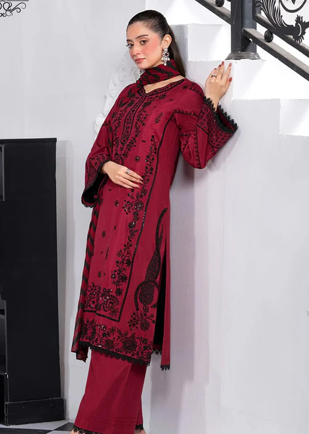 HSS-1135 - Readymade Heeras Suit - Image 4