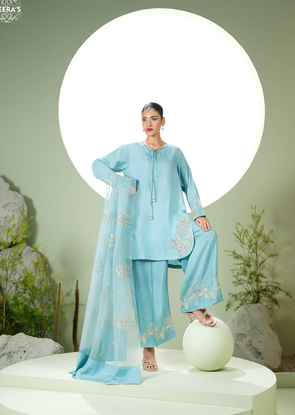 HSS-1154 - Readymade Heeras Suit