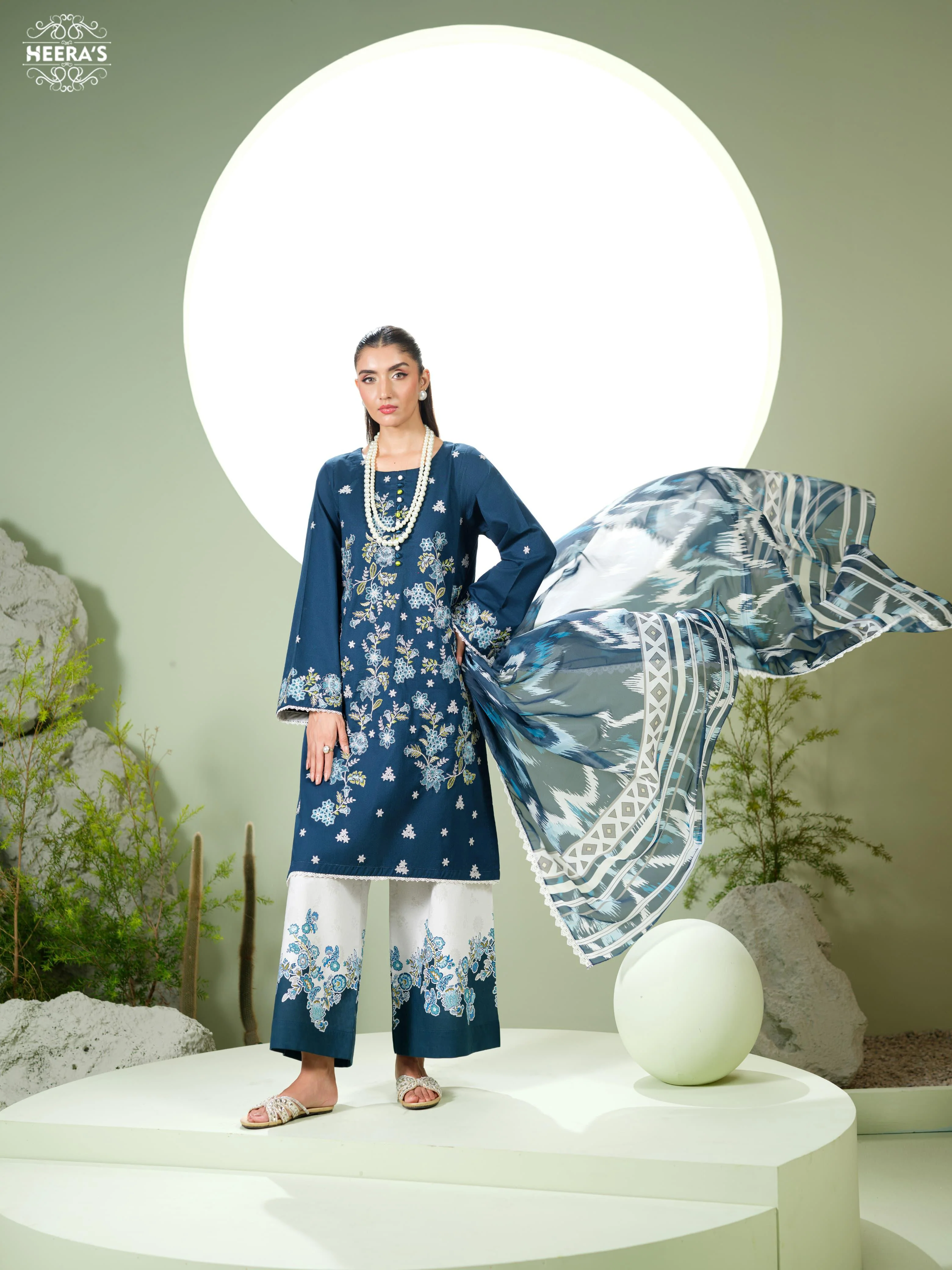 HSS-1155- Readymade Heeras Suit - Image 5