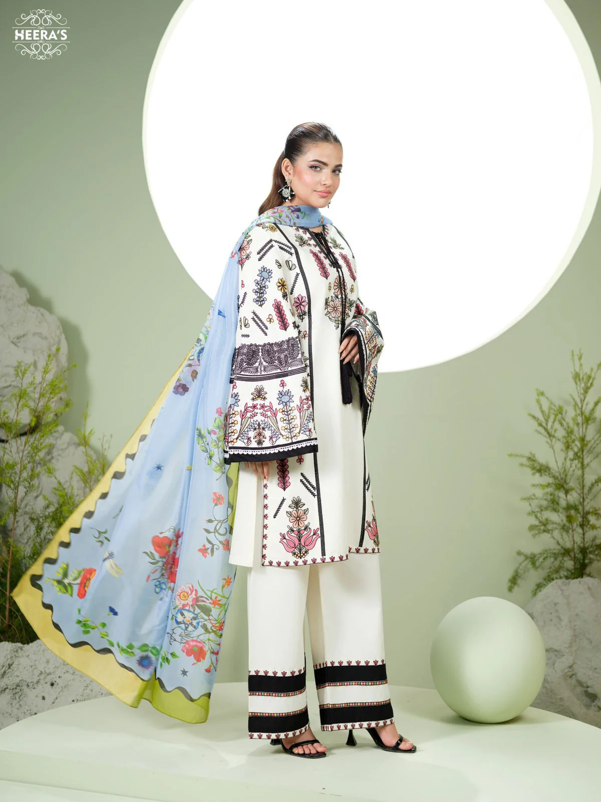 HSS-1157 - Readymade Heeras Suit - Image 3