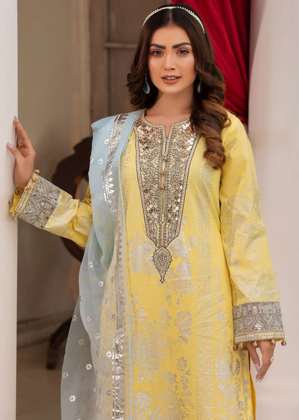 HSS-121 - Readymade Heeras Suit - Image 2