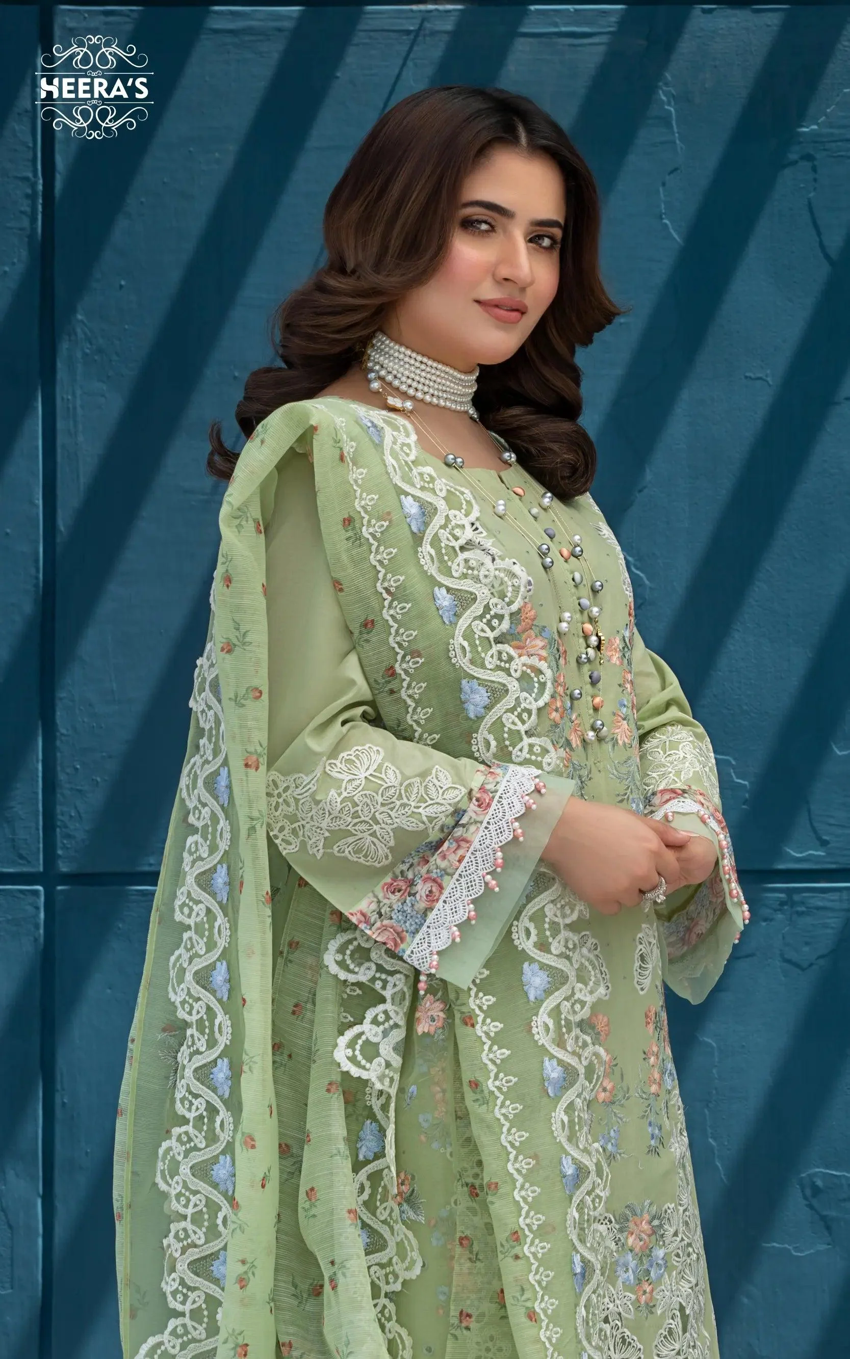 HSS-261 - Readymade Heeras Suit - Image 3