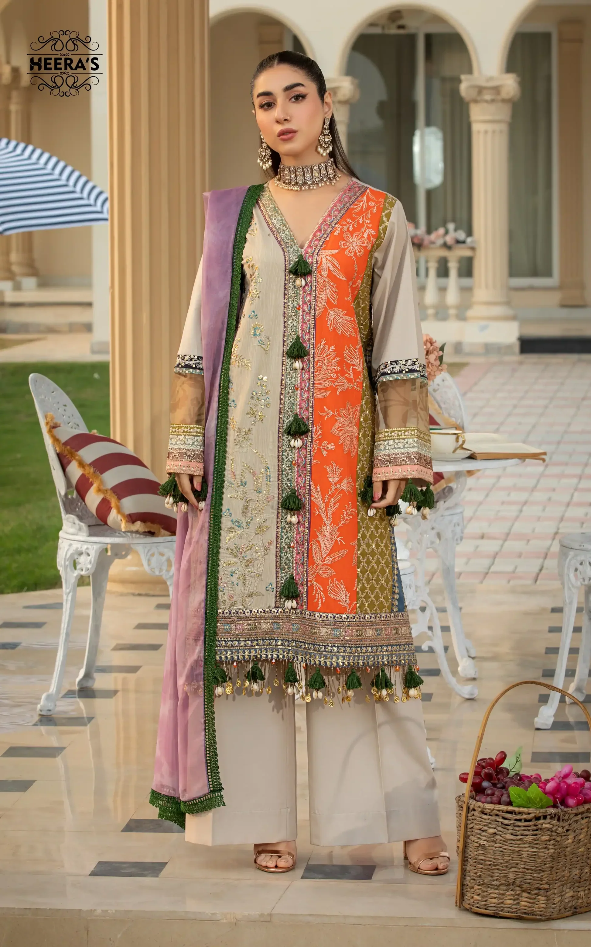 HSS-323 - SATRANGI BRIDE EID - Image 9