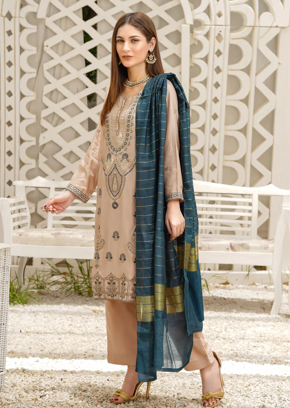 KLD206 Moeez - Light Peach Readymade Viscose Suit - Image 2