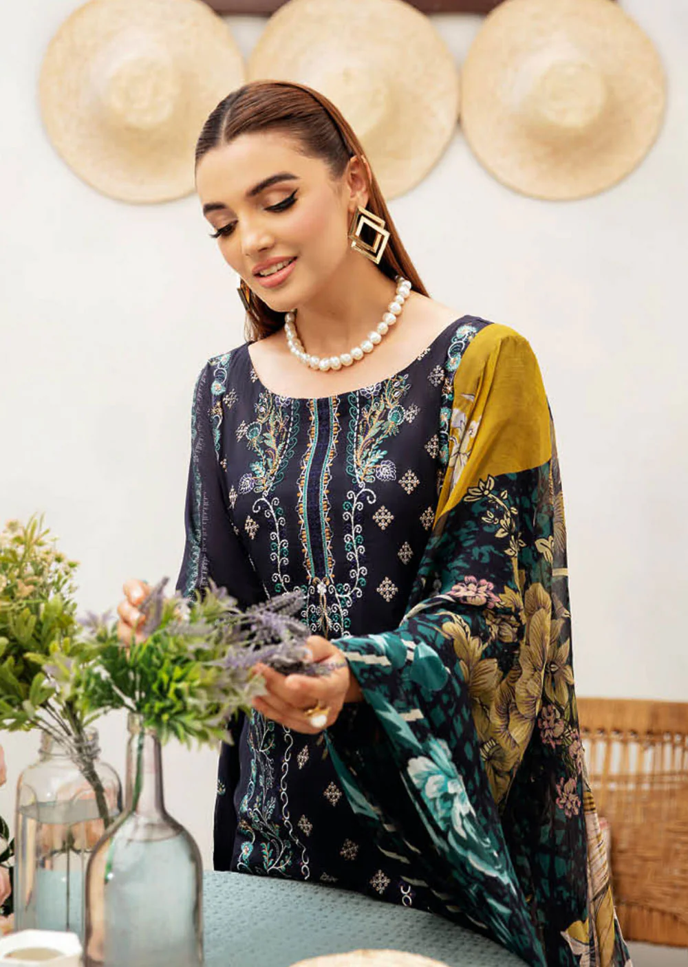 L-1207-R - Readymade - Ramsha Mashaal Luxury Lawn Vol 12 2024 - Image 4