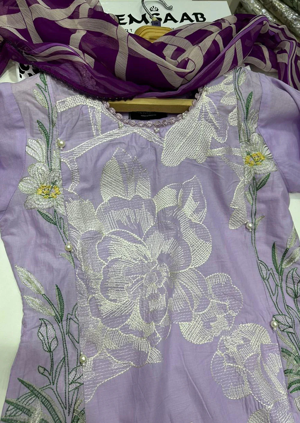 MUZNR-20-A - Readymade - Muzlin Collection Vol 2 by Sana Safinaz 2023 - Image 3