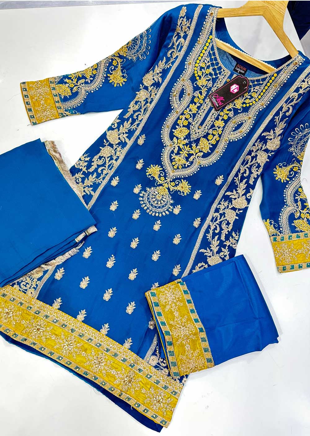 NR8202 Readymade Turquoise Chiffon Suit