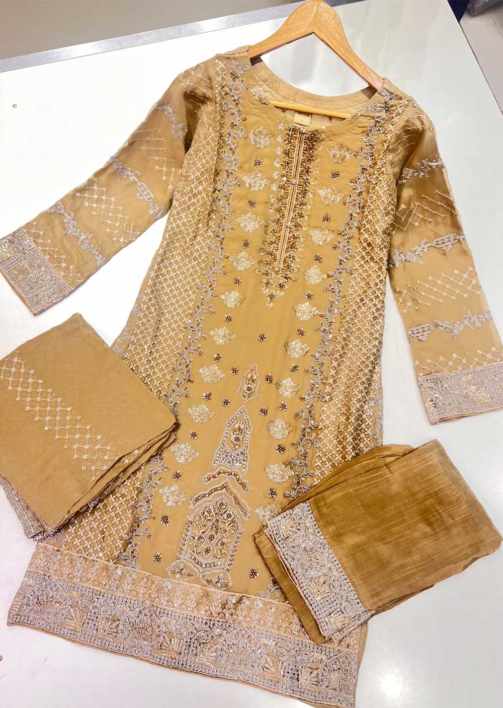 PS1679 Gold Readymade Chiffon Suit