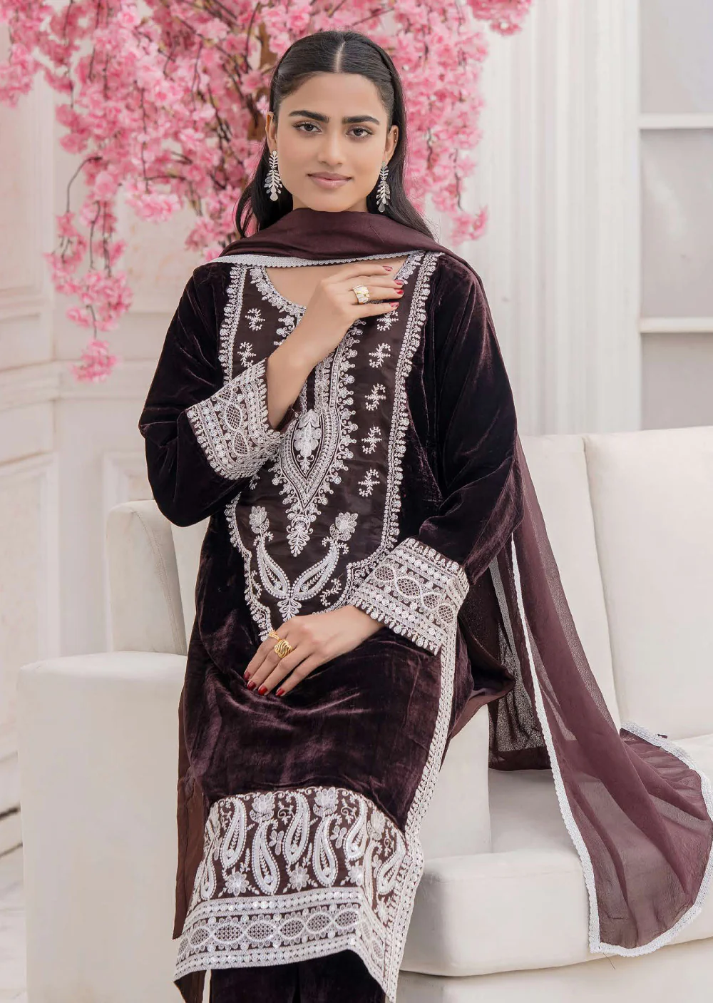 RGZ7110 Readymade - Luxury winter Velvet Suit 2025 - Image 9
