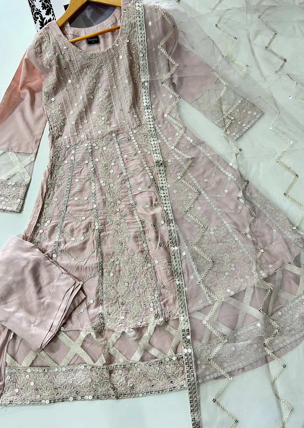 RGZ1402 Readymade Baby Pink Linen Dress
