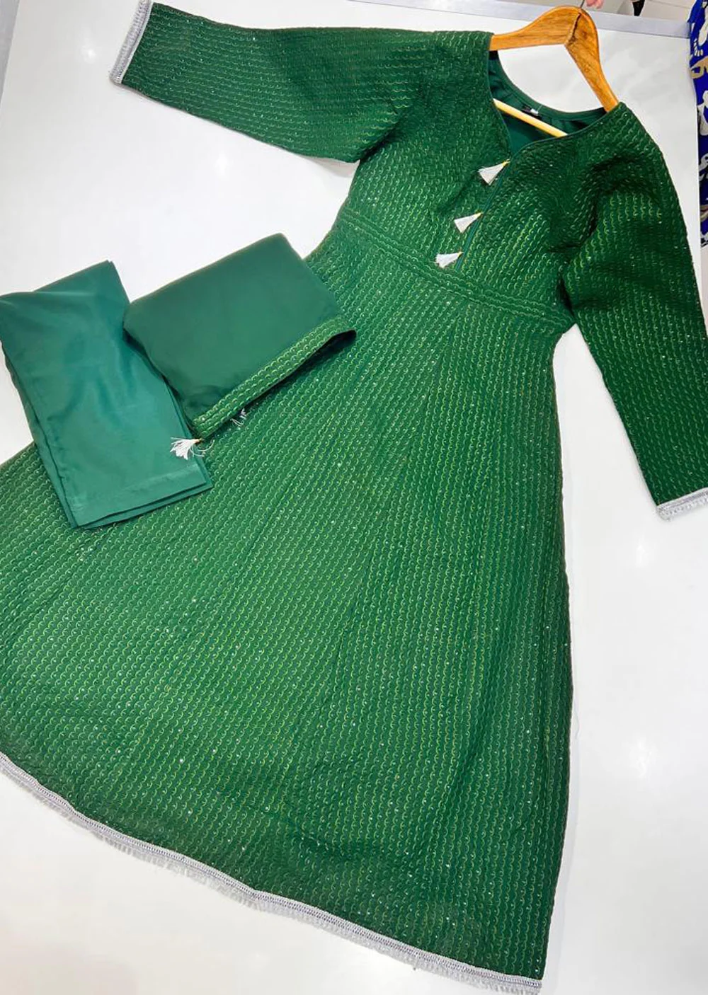 RGZ661 Green Georgette Readymade Suit