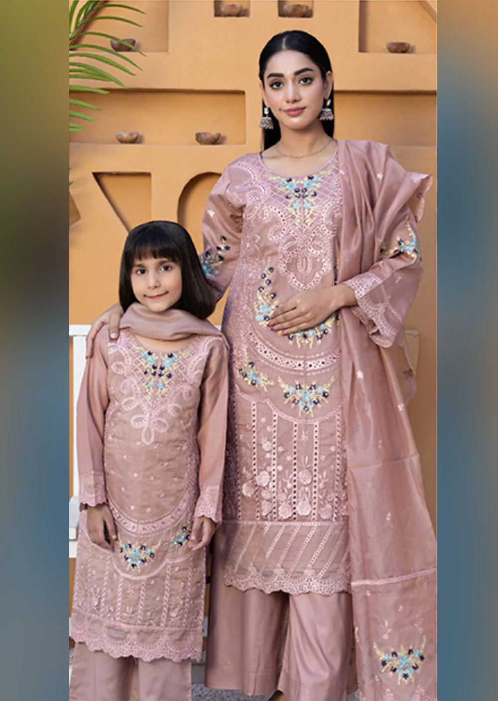 RNGLMR-01 - Readymade - Glamour Mummy n Me Outfits 2025 - Image 3
