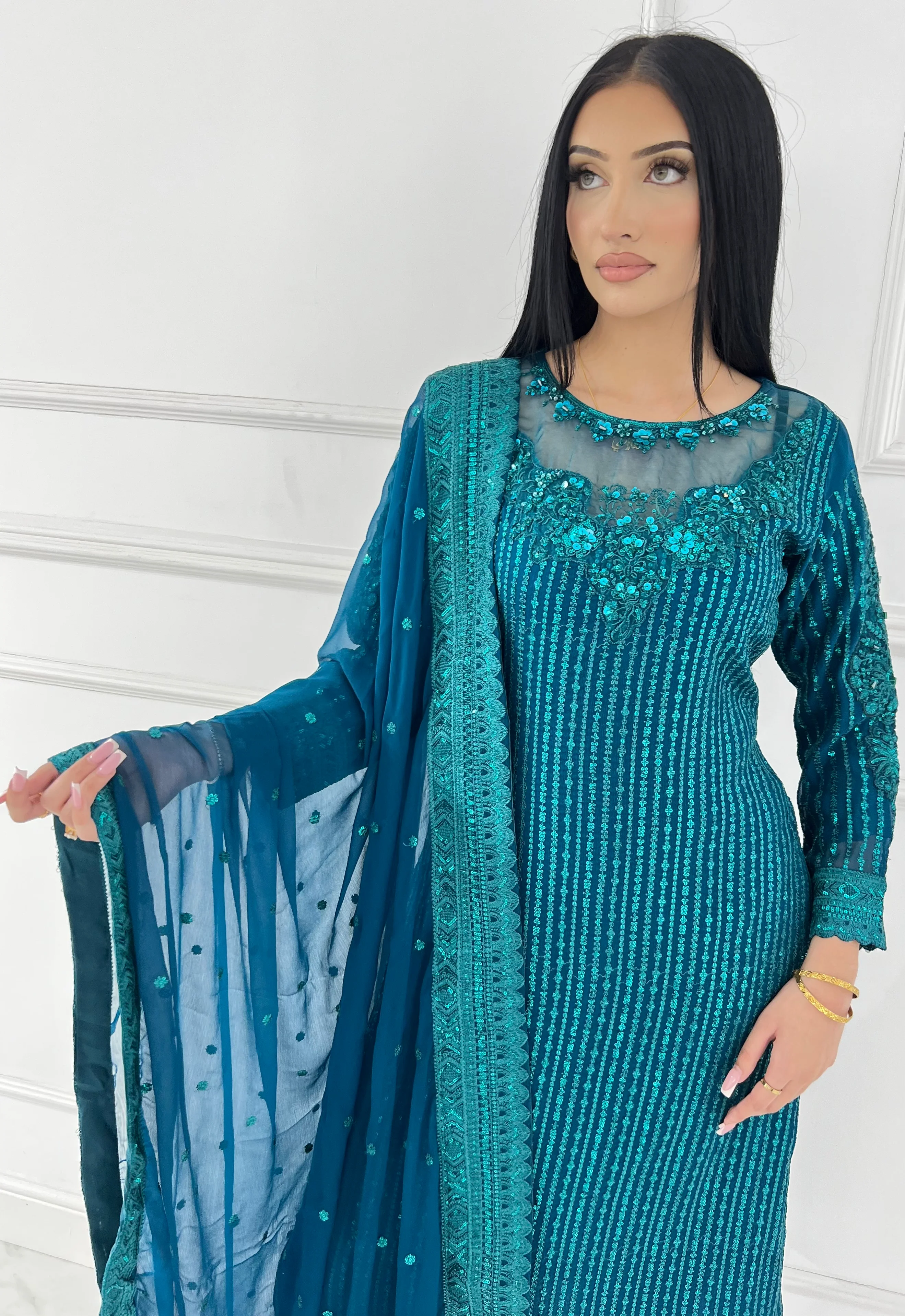 SFSH-06 - Readymade - Baroque Inspired Eid Rang - Image 7
