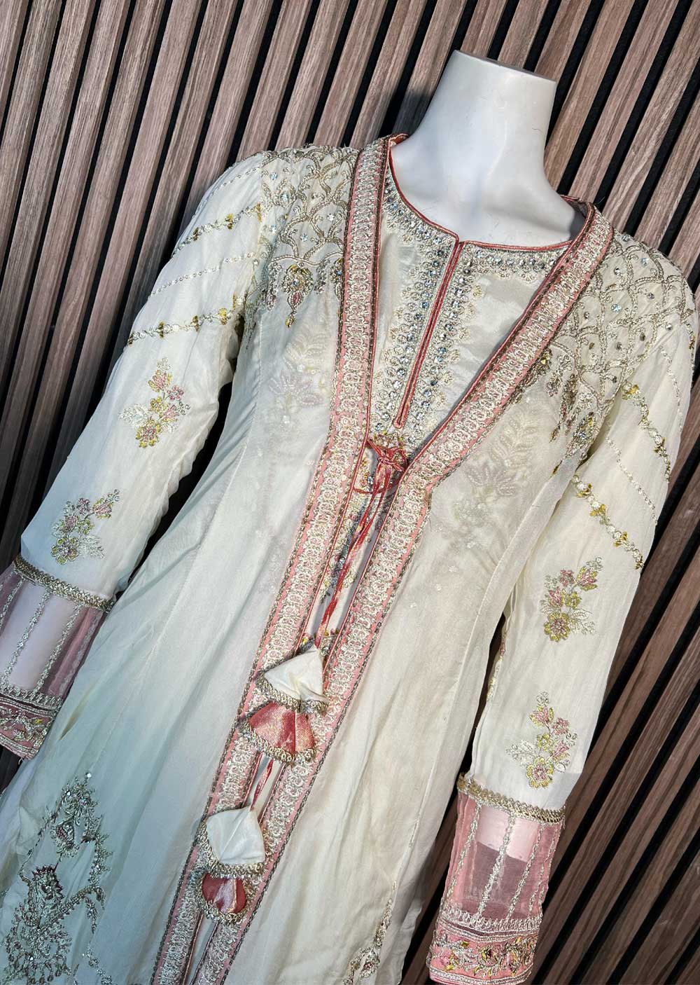 SJ-006 Off White Readymade Fancy Chiffon Suit - Image 4