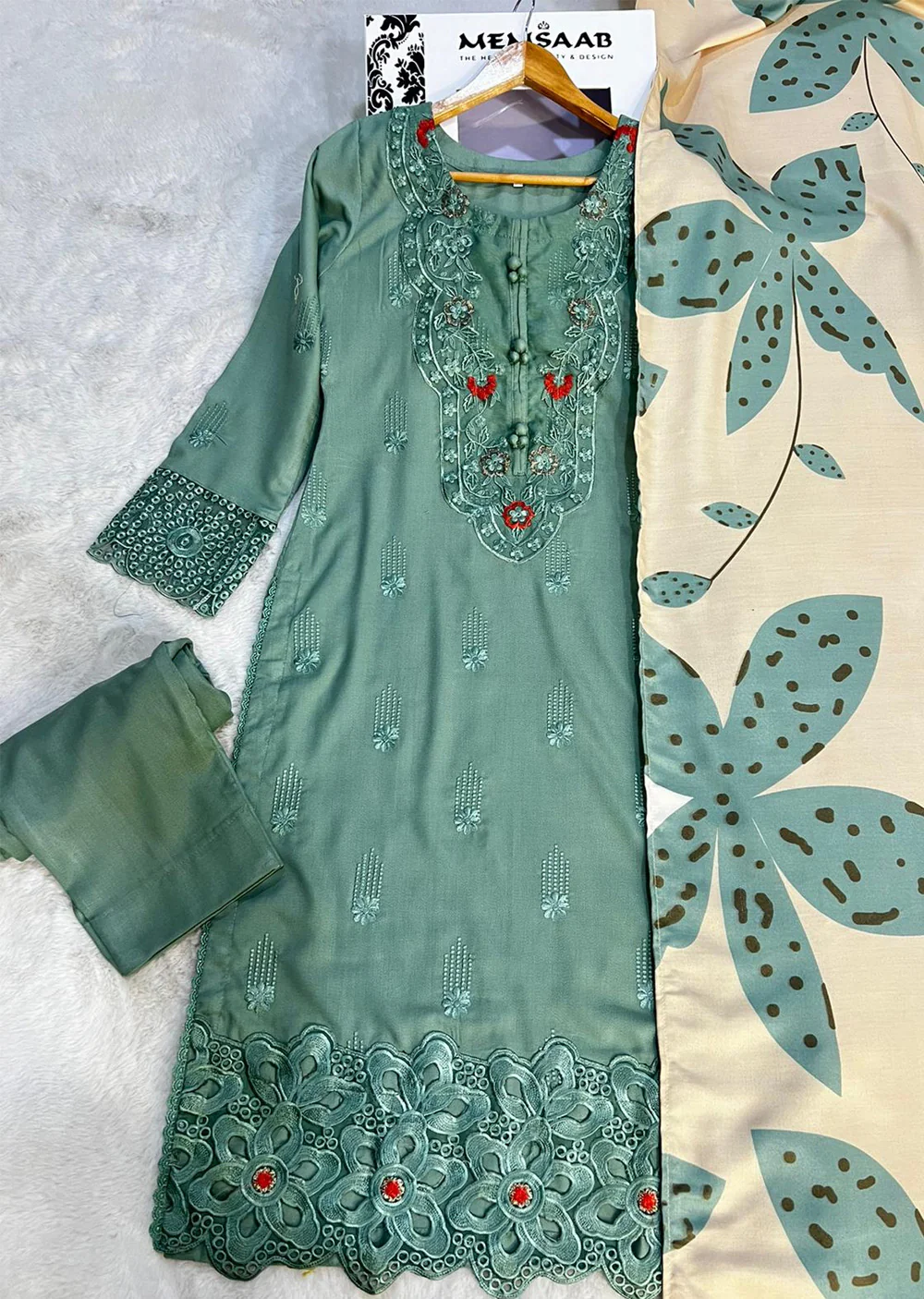 SLM622 Readymade Green Winter Dhanak Suit - Image 2