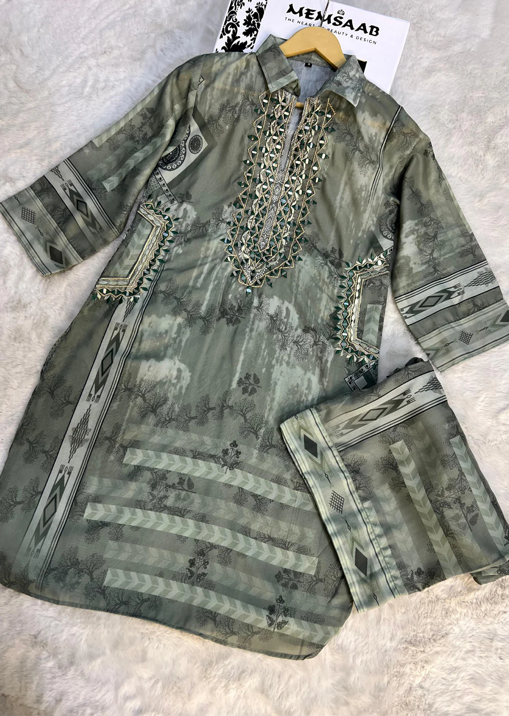 SMR3104- Readymade Silk 2 Piece Suit - Image 28
