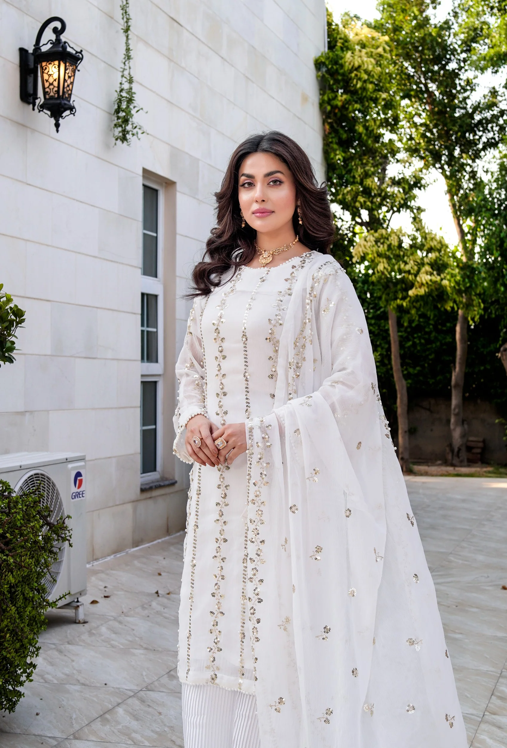 SMR3140 - Readymade - Laraib Chiffon Suit 2025 - Image 30
