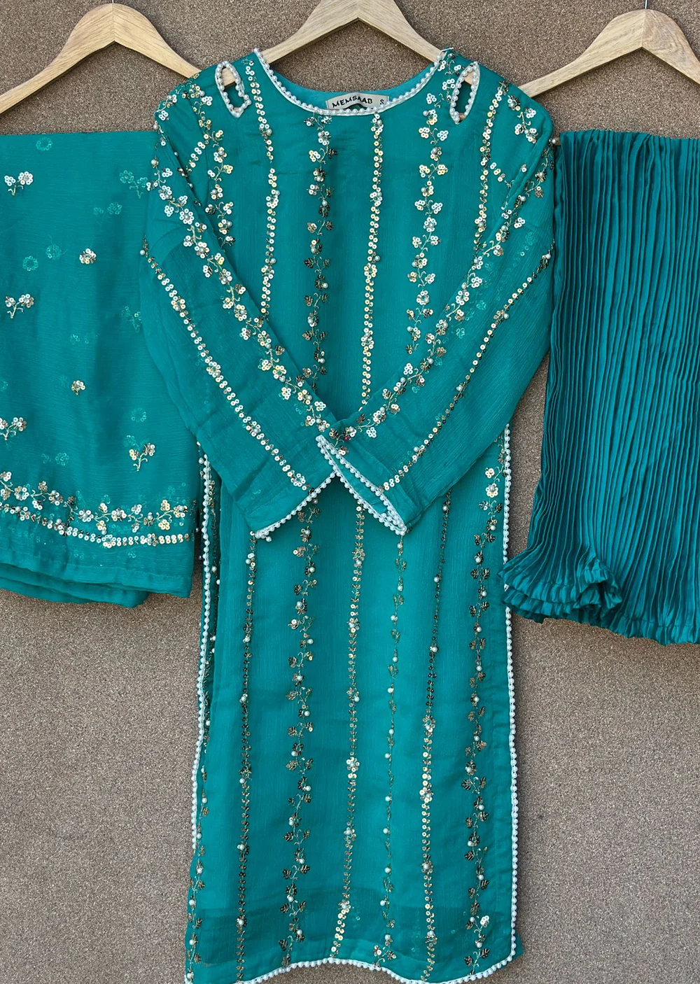 SMR3140 - Readymade - Laraib Chiffon Suit 2025 - Image 8