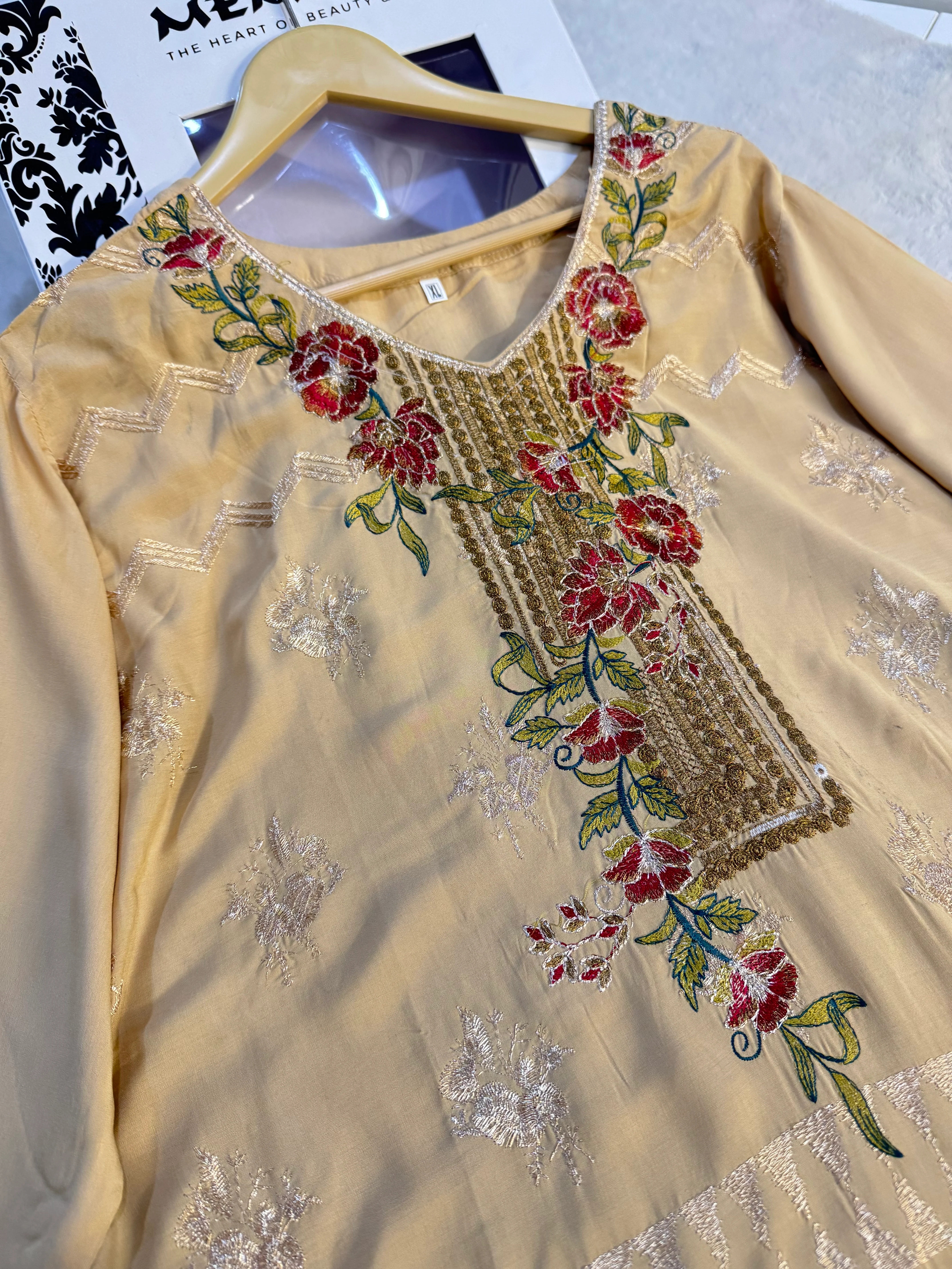 SN41 - Readymade - 3 Piece Linen Outfit - Image 5