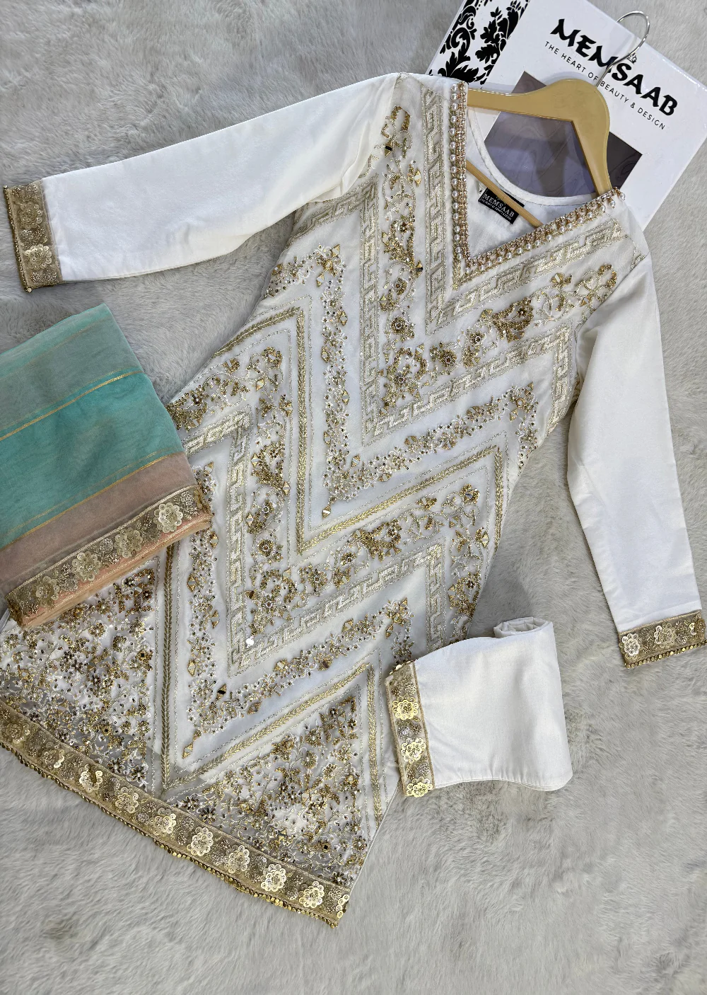 SRB109 - Meherma - Readymade Off White Suit
