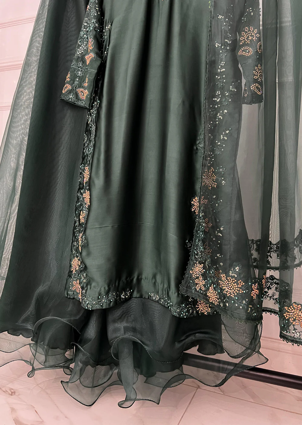 SRB1315 - Sehrish.B Designer - Image 15