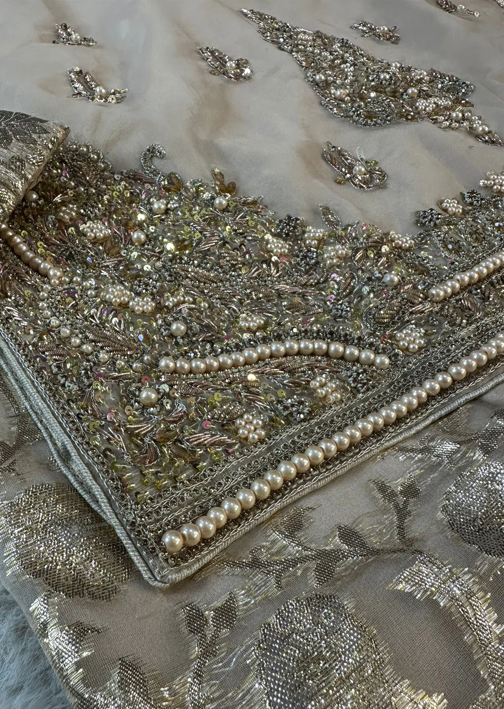 SRB9915 - Anchal Gold Sehrish.B Designer - Image 3