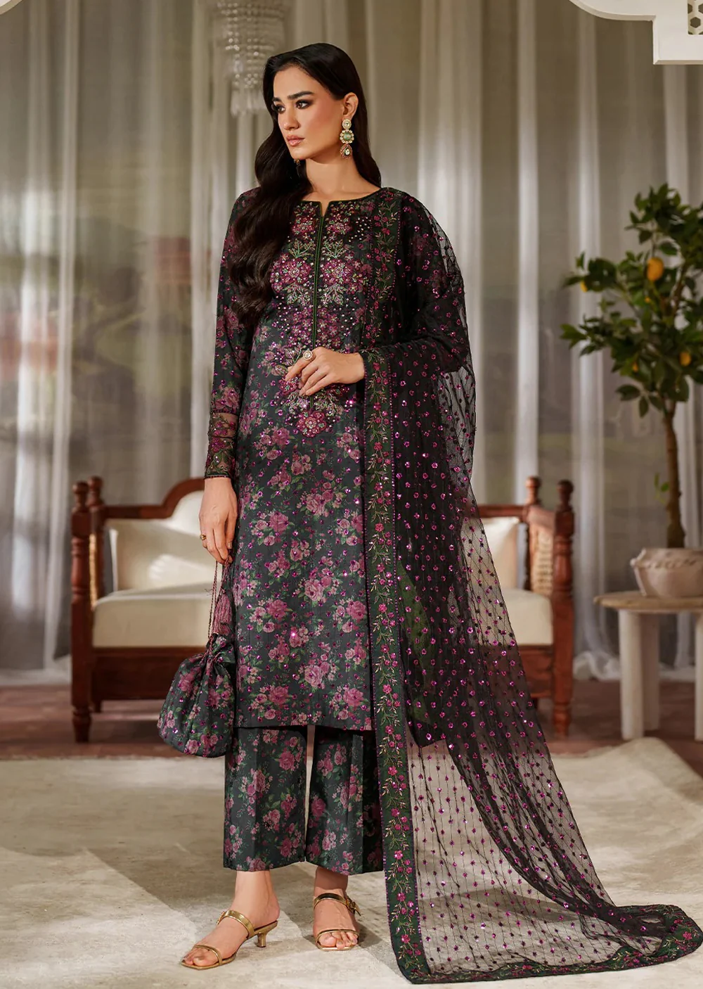 UE-537 Iznik Printed Formals
