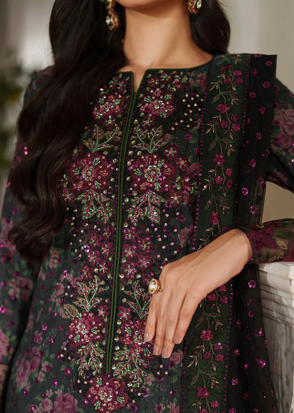 UE-537 Iznik Printed Formals - Image 2